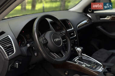 Внедорожник / Кроссовер Audi Q5 2016 в 