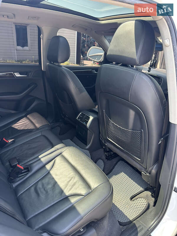 Позашляховик / Кросовер Audi Q5 2011 в Кременчуці