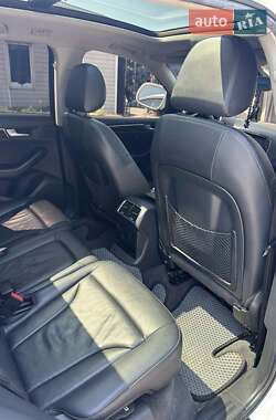 Внедорожник / Кроссовер Audi Q5 2011 в 