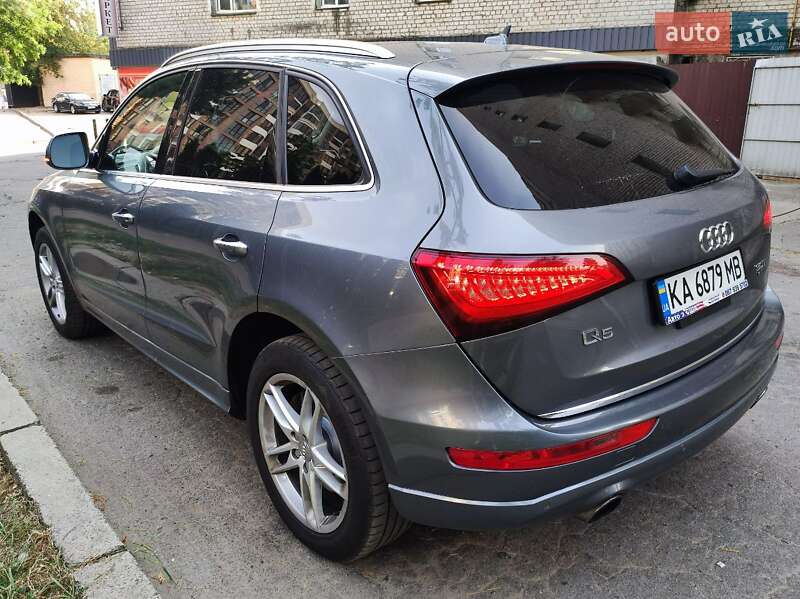 Внедорожник / Кроссовер Audi Q5 2015 в Львове