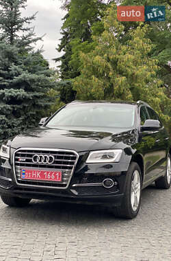 Внедорожник / Кроссовер Audi Q5 2015 в 