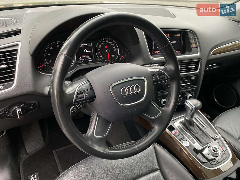 Внедорожник / Кроссовер Audi Q5 2015 в Луцке