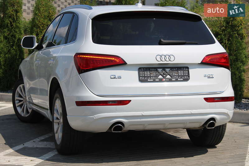 Внедорожник / Кроссовер Audi Q5 2015 в Ровно