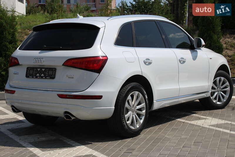 Внедорожник / Кроссовер Audi Q5 2015 в Ровно