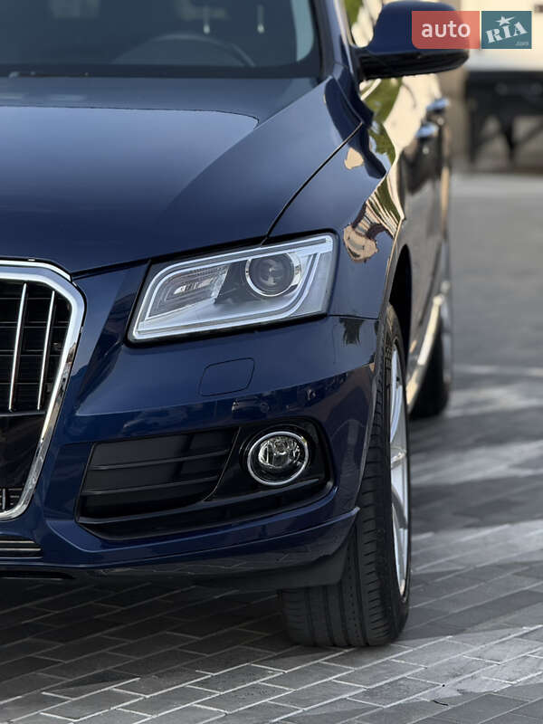 Внедорожник / Кроссовер Audi Q5 2016 в Ровно