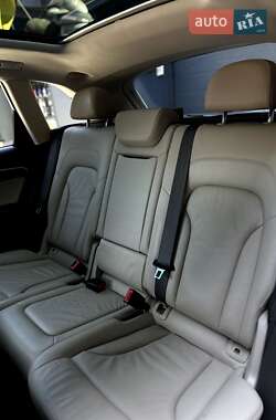 Внедорожник / Кроссовер Audi Q5 2015 в 