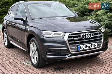 Внедорожник / Кроссовер Audi Q5 2018 в 