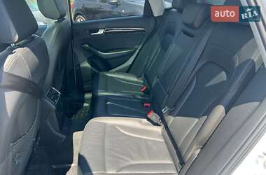 Внедорожник / Кроссовер Audi Q5 2015 в 