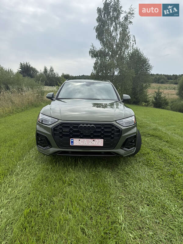 Внедорожник / Кроссовер Audi Q5 2023 в 