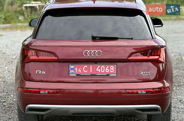 Внедорожник / Кроссовер Audi Q5 2017 в 