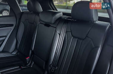 Внедорожник / Кроссовер Audi Q5 2019 в 