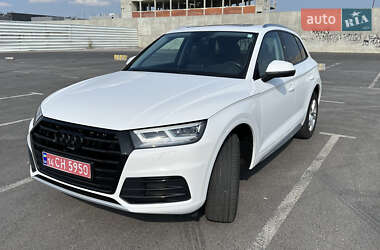 Внедорожник / Кроссовер Audi Q5 2018 в 