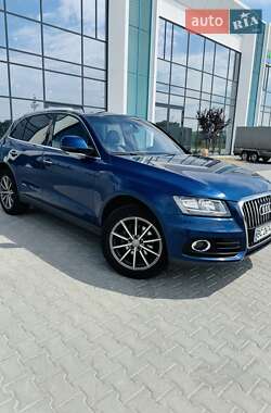 Позашляховик / Кросовер Audi Q5 2015 в 