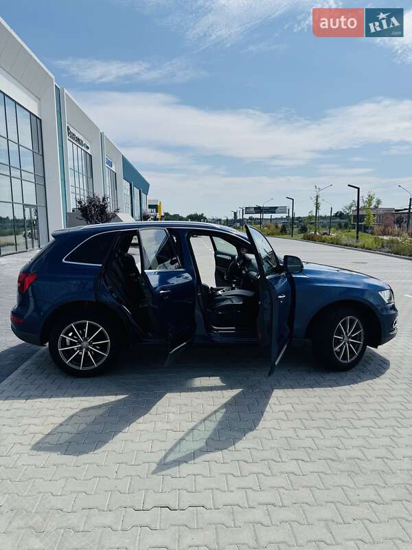 Внедорожник / Кроссовер Audi Q5 2015 в Львове