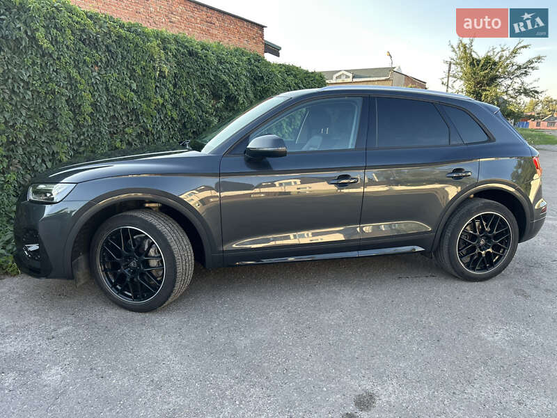 Внедорожник / Кроссовер Audi Q5 2018 в Полтаве