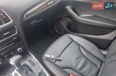 Внедорожник / Кроссовер Audi Q5 2016 в 