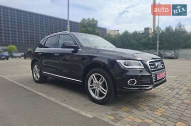 Внедорожник / Кроссовер Audi Q5 2016 в 
