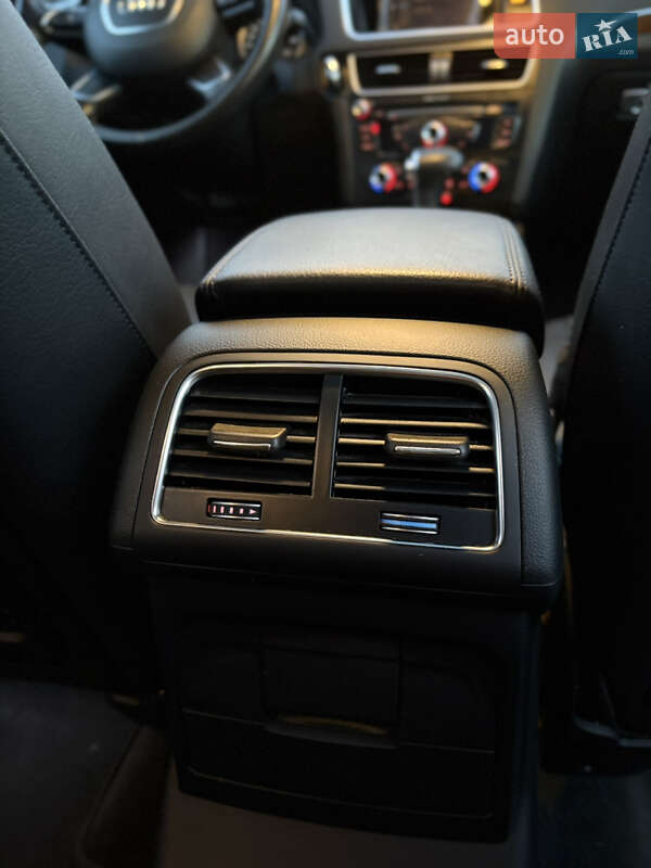 Внедорожник / Кроссовер Audi Q5 2015 в Хмельницком