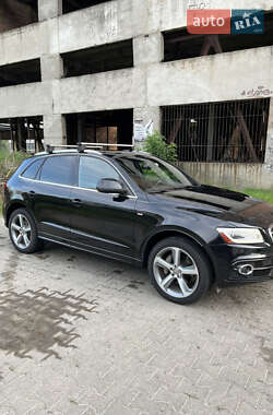 Внедорожник / Кроссовер Audi Q5 2012 в 