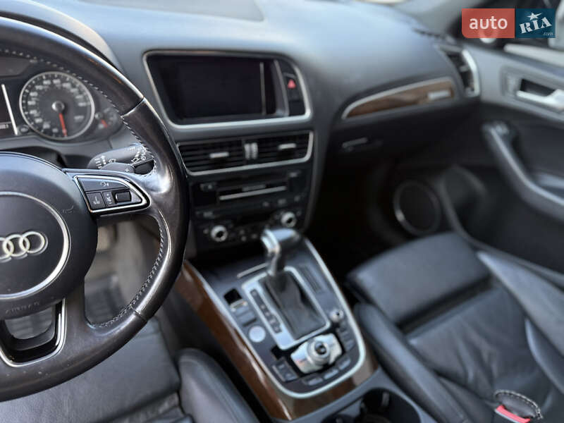 Внедорожник / Кроссовер Audi Q5 2015 в Виннице