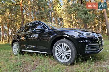 Внедорожник / Кроссовер Audi Q5 2019 в 