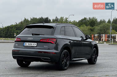 Внедорожник / Кроссовер Audi Q5 2017 в 
