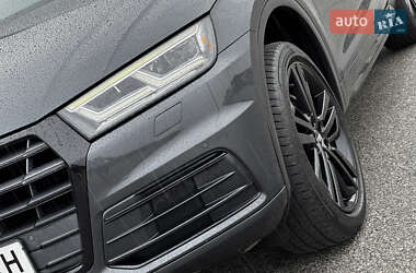 Внедорожник / Кроссовер Audi Q5 2017 в 