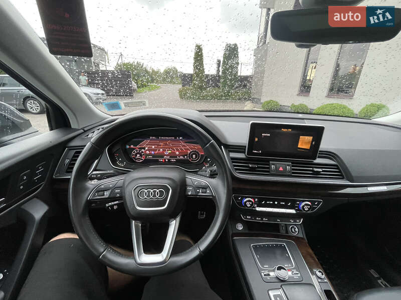 Внедорожник / Кроссовер Audi Q5 2019 в Стрые