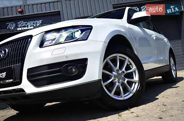 Внедорожник / Кроссовер Audi Q5 2012 в 