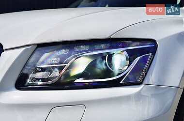 Внедорожник / Кроссовер Audi Q5 2012 в 