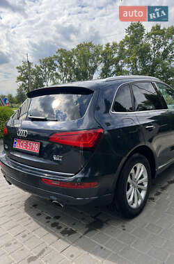 Внедорожник / Кроссовер Audi Q5 2016 в 