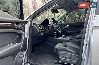 Внедорожник / Кроссовер Audi Q5 2018 в 