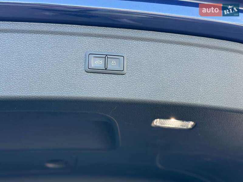 Внедорожник / Кроссовер Audi Q5 2019 в Киеве
