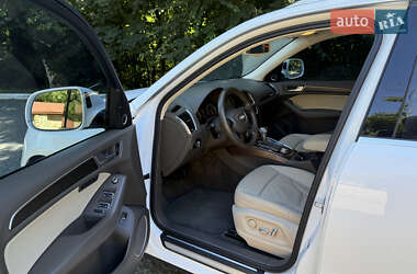 Внедорожник / Кроссовер Audi Q5 2015 в 