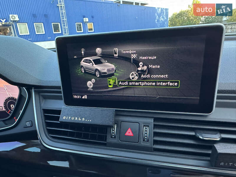 Внедорожник / Кроссовер Audi Q5 2019 в Львове