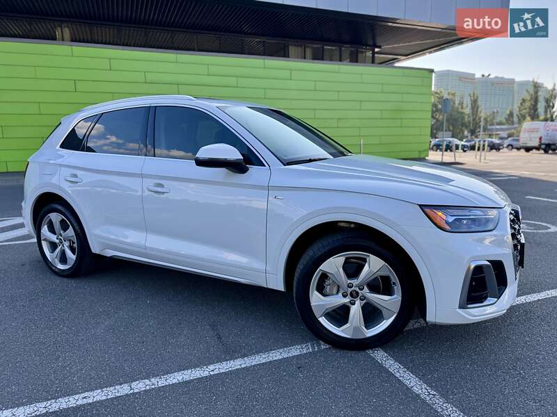 Внедорожник / Кроссовер Audi Q5 2023 в Киеве