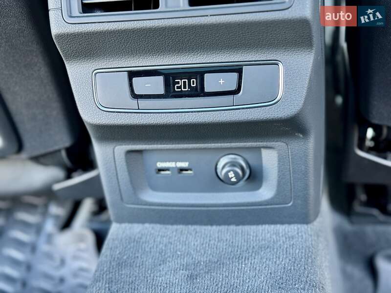 Внедорожник / Кроссовер Audi Q5 2023 в Киеве