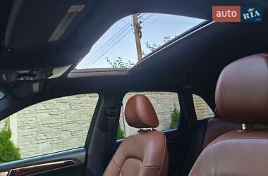Внедорожник / Кроссовер Audi Q5 2012 в 