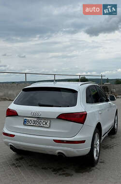 Внедорожник / Кроссовер Audi Q5 2016 в 
