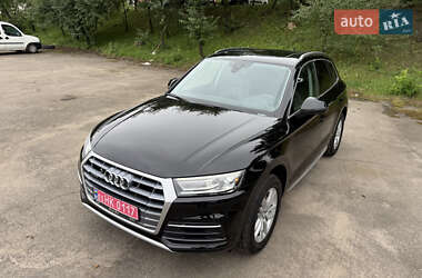 Внедорожник / Кроссовер Audi Q5 2019 в 
