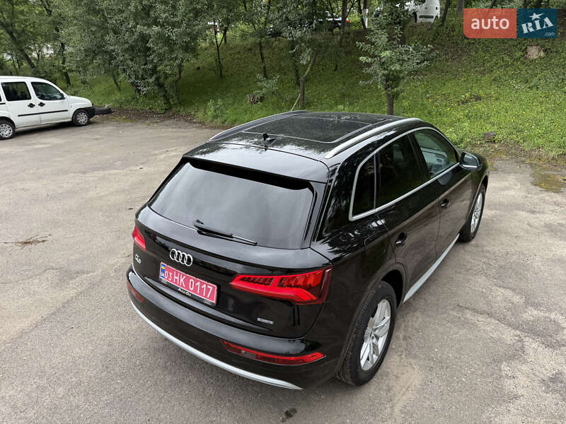 Внедорожник / Кроссовер Audi Q5 2019 в Виннице
