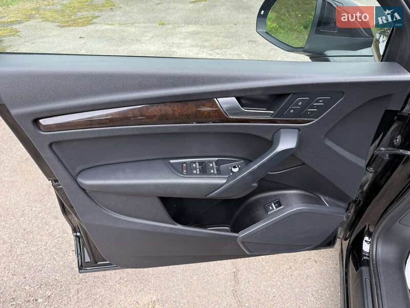 Внедорожник / Кроссовер Audi Q5 2019 в Виннице