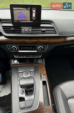 Внедорожник / Кроссовер Audi Q5 2019 в 