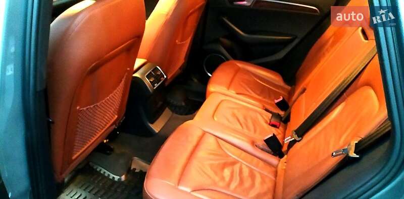 Внедорожник / Кроссовер Audi Q5 2011 в Конотопе