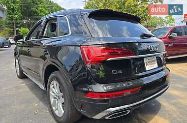 Внедорожник / Кроссовер Audi Q5 2022 в 