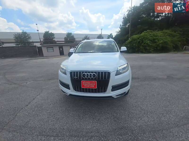 Внедорожник / Кроссовер Audi Q5 2015 в 