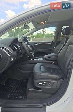 Внедорожник / Кроссовер Audi Q5 2015 в 