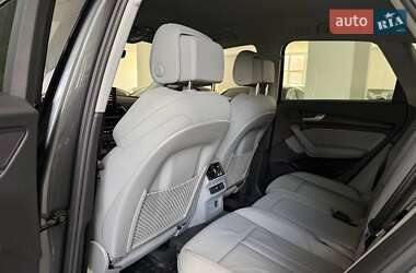 Внедорожник / Кроссовер Audi Q5 2024 в 
