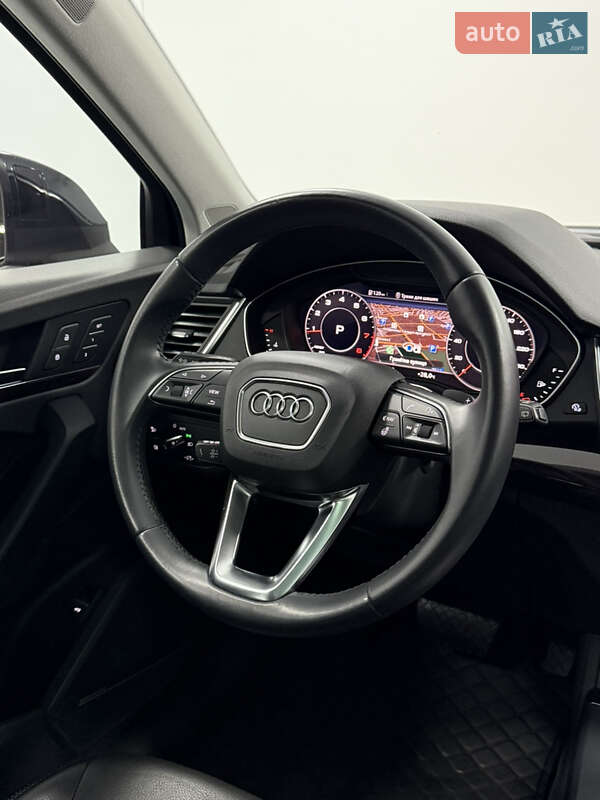 Внедорожник / Кроссовер Audi Q5 2019 в Одессе