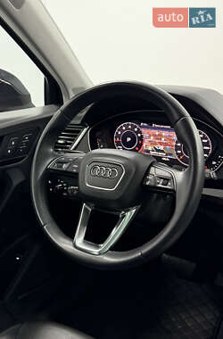 Внедорожник / Кроссовер Audi Q5 2019 в 